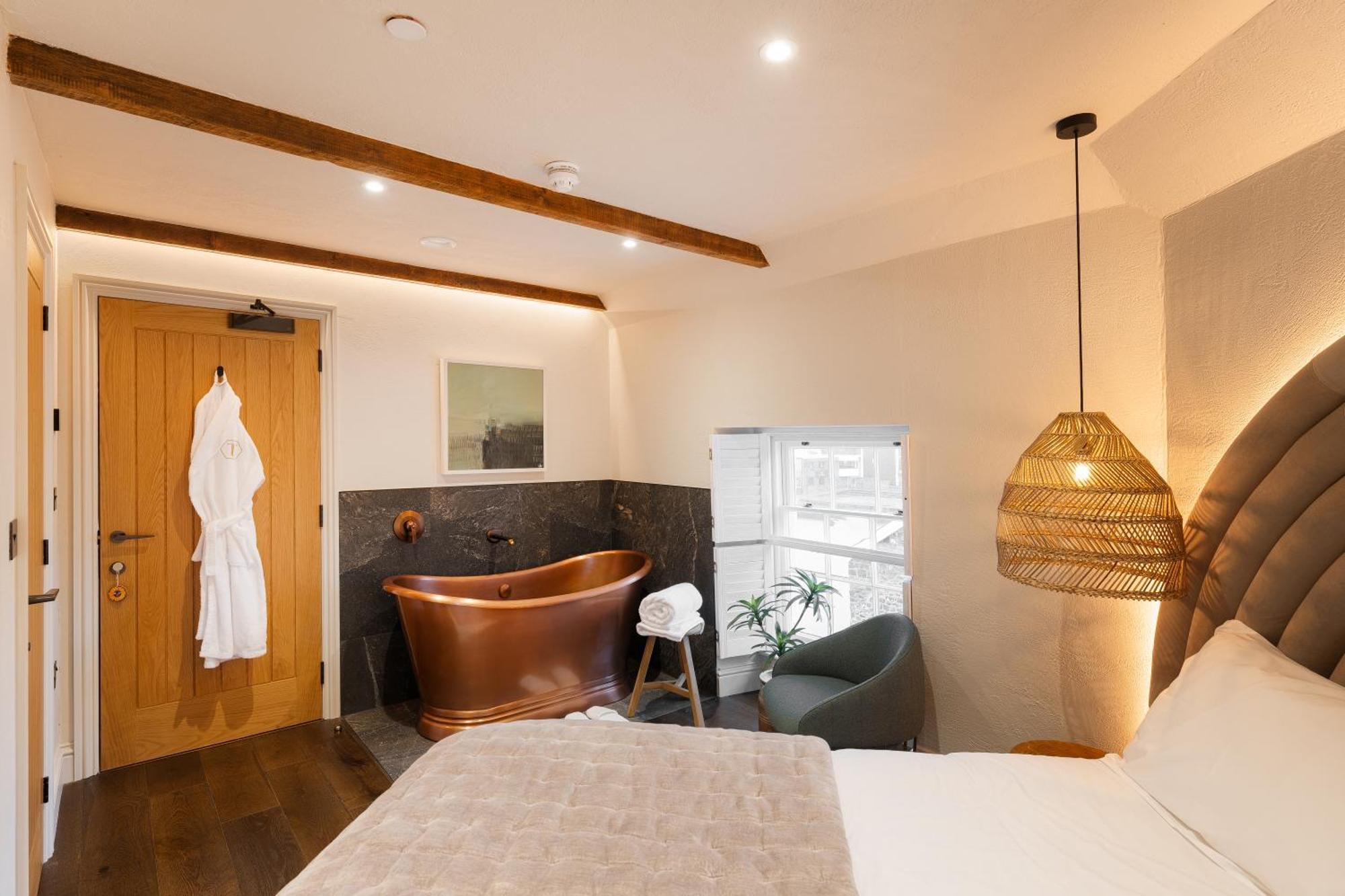 Hive Townhouse Otel Aberaeron Dış mekan fotoğraf