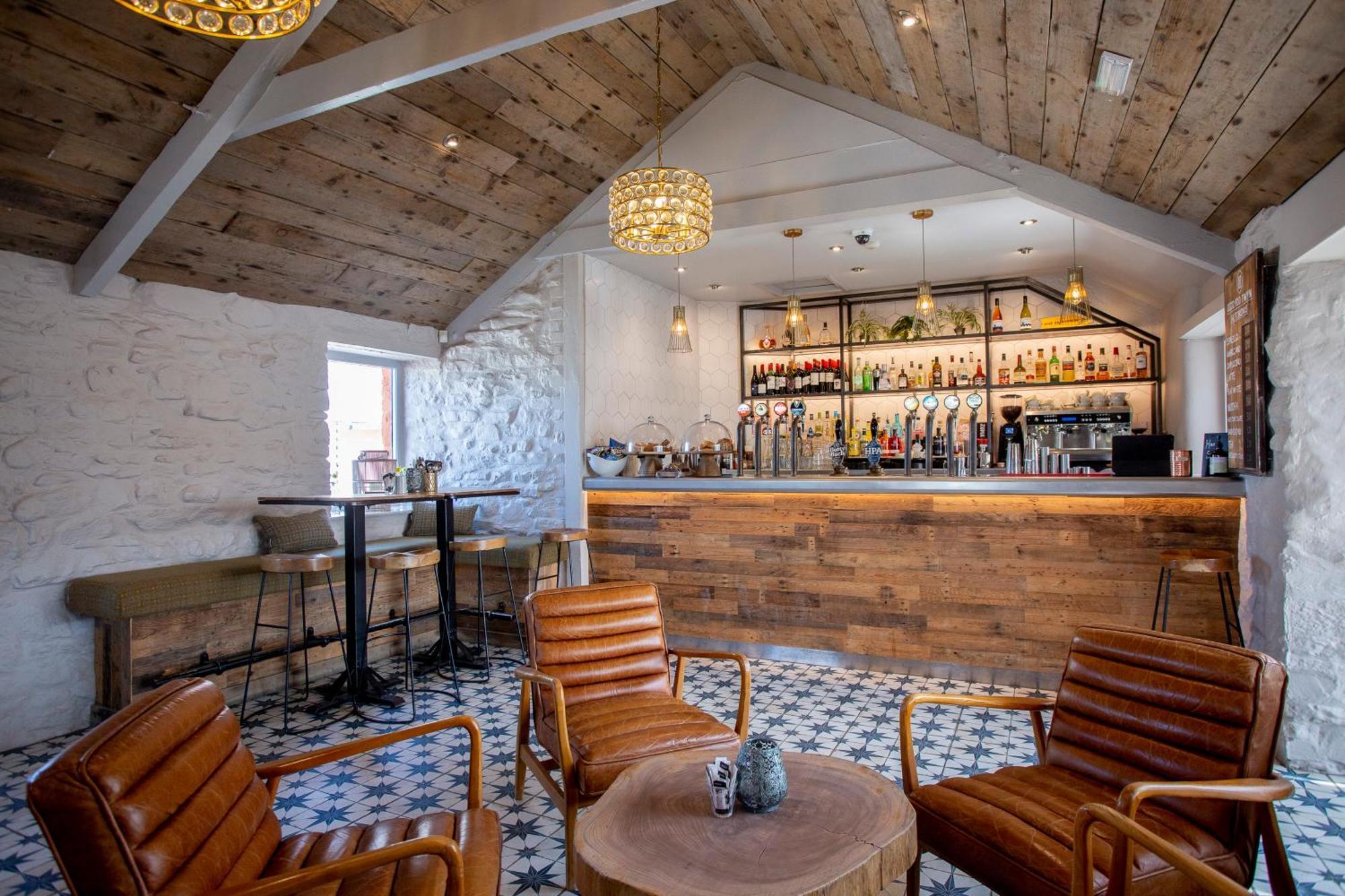 Hive Townhouse Otel Aberaeron Dış mekan fotoğraf